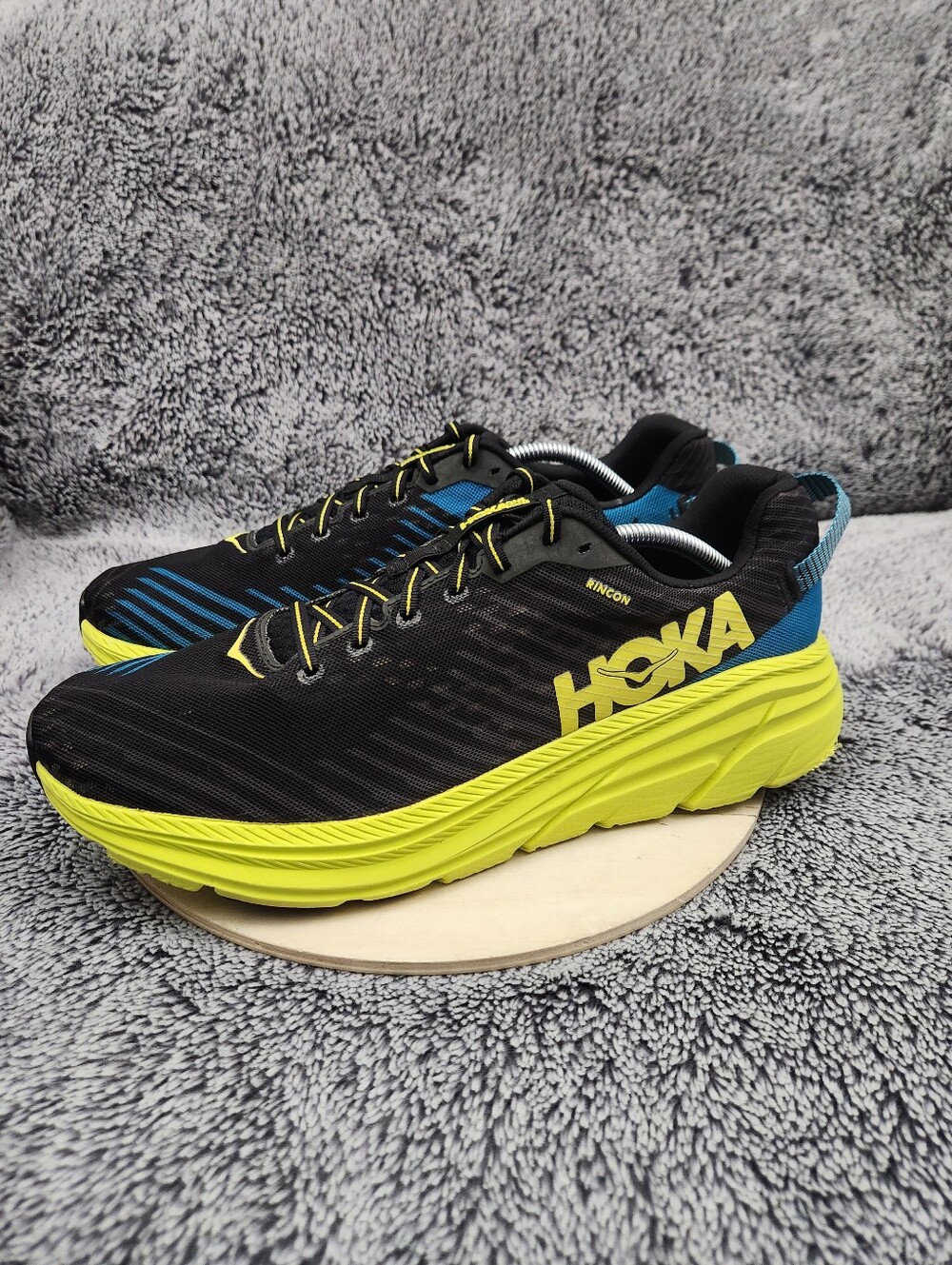 Hoka One One Mens Rincon Black Citrus Running Shoes Size 12.5 - Picture 3 of 8